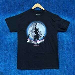 Pretty Guardian Sailor Moon Anime Poster T-Shirt Size Medium